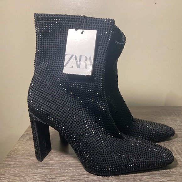 ZARA Women’s Black Heels - Picture 1 of 8